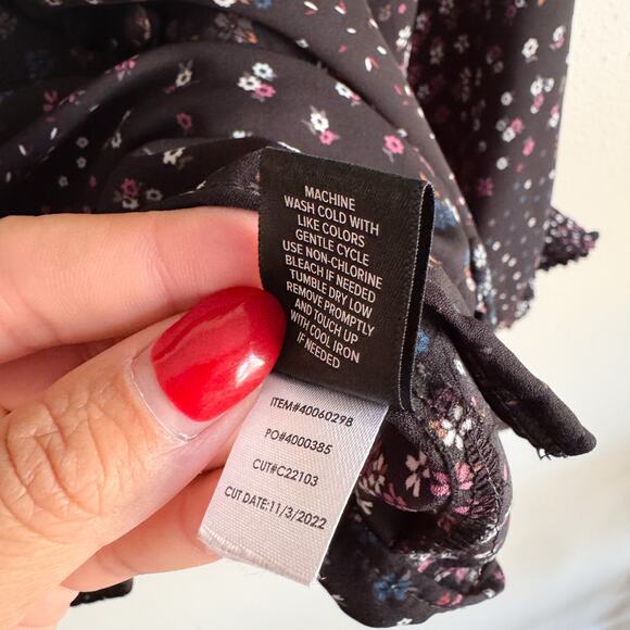 Torrid Black + Pink White Floral Print Button Front Smocked Collar Blouse - 4X - Picture 6 of 11